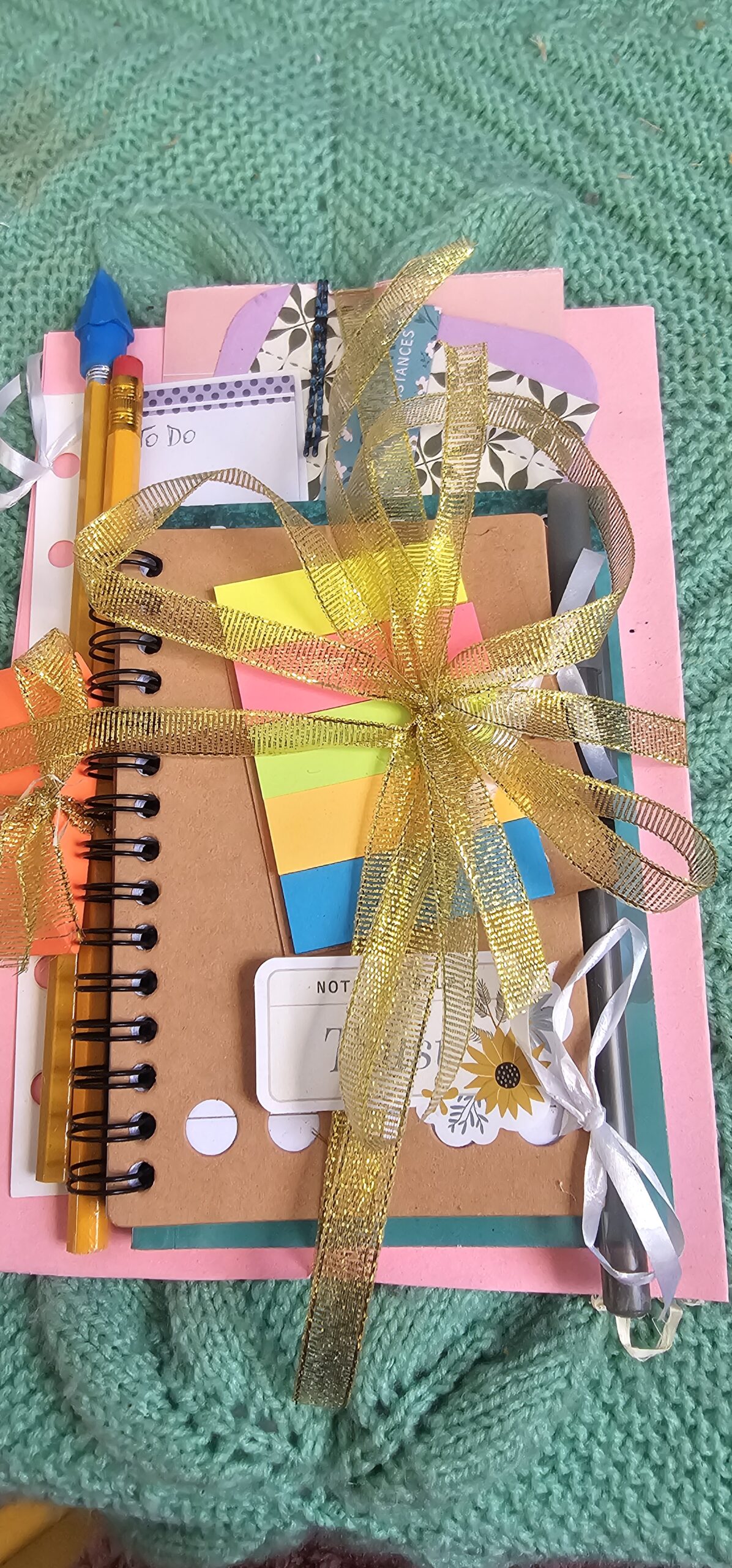 Prayer Bible Study Devotional Basket - Image 5
