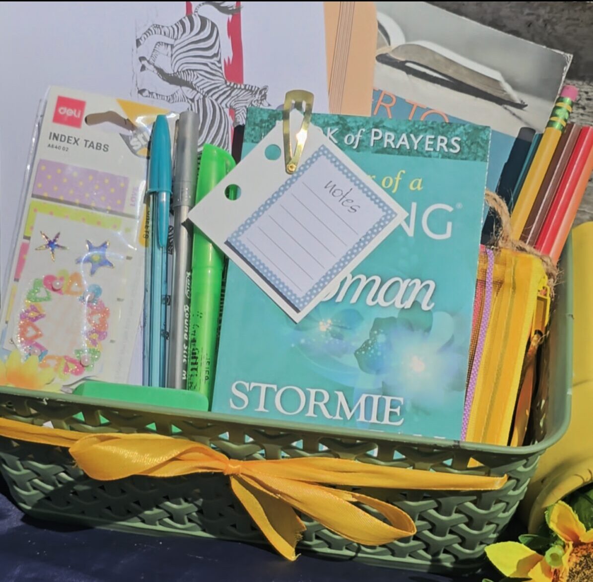 praying mom basket
